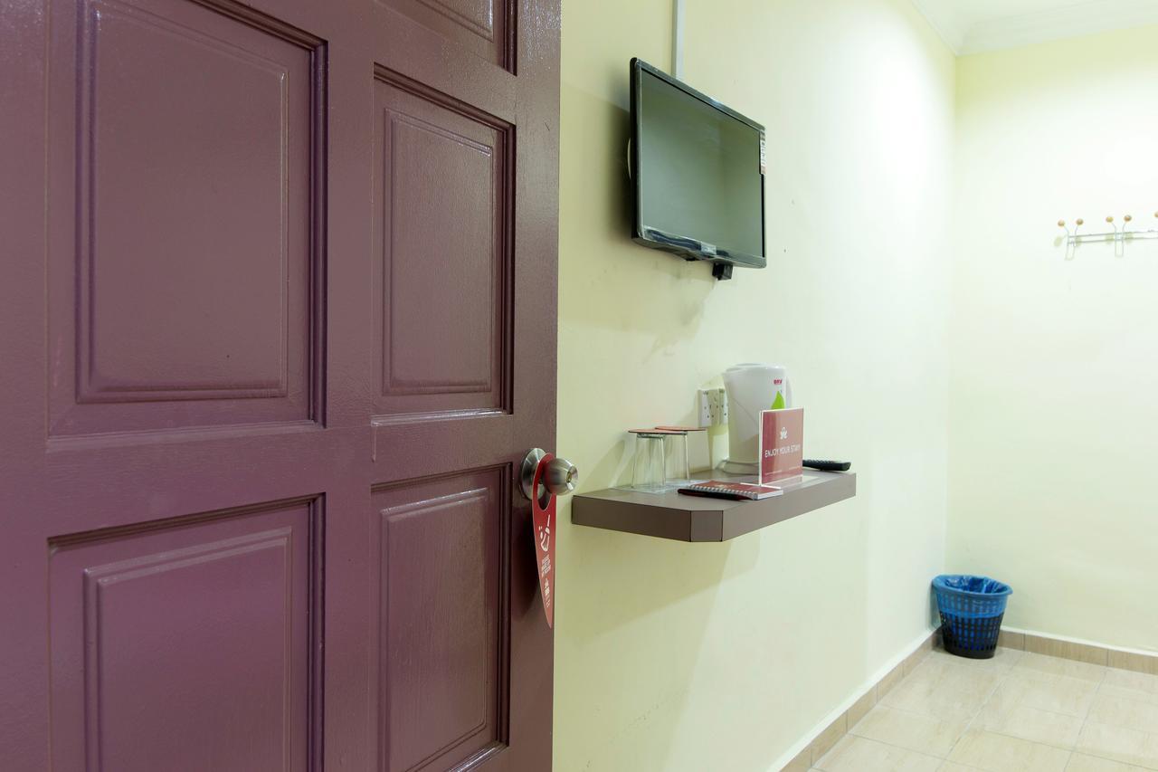 Zen Rooms Basic Kampung Guest House Langkawi Exterior foto
